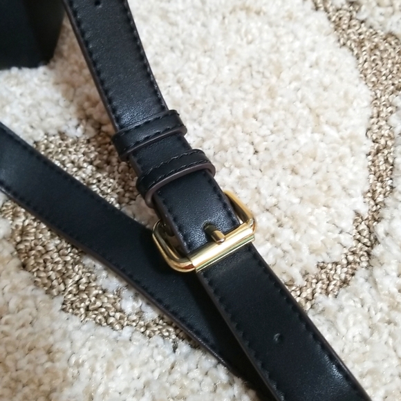 Anne Klein backpack style bag in black! - Picture 3 of 11